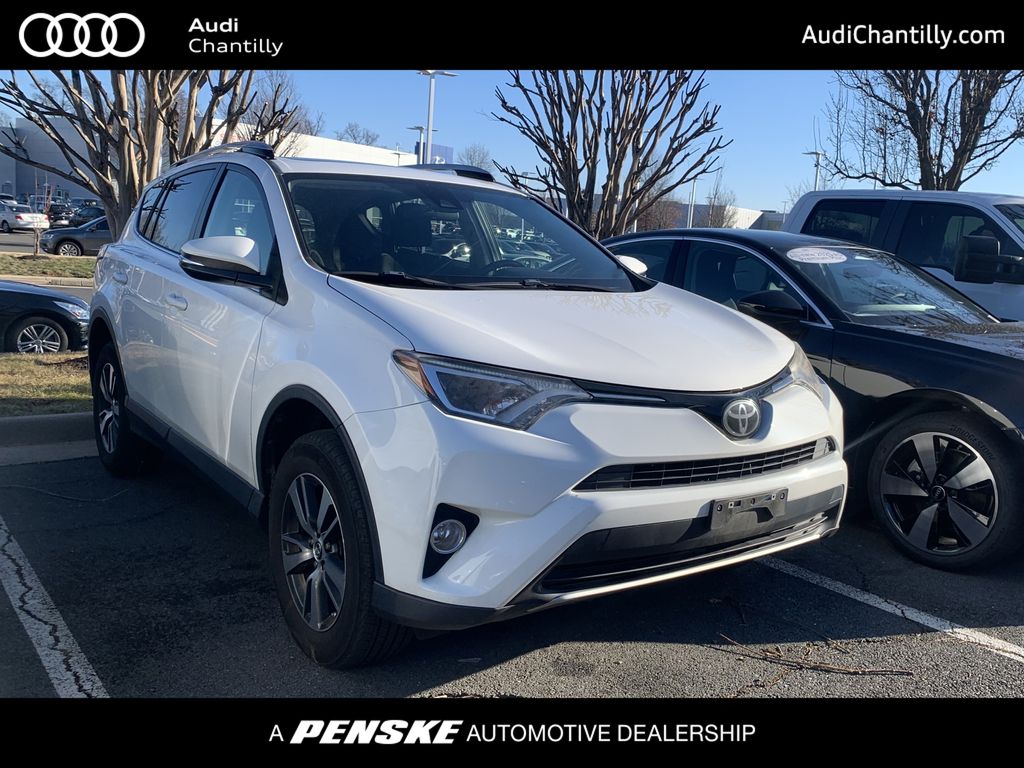 2017 Toyota RAV4 XLE