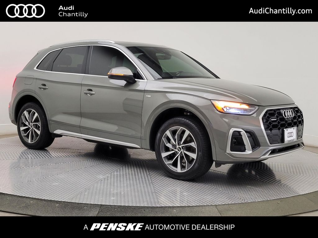 2023 Audi Q5 45 Premium Plus's photo