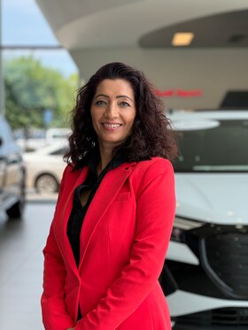 Staff member Mamta Vohra from ID_38cc2b57faf3