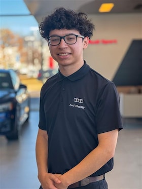 Staff member Kevin Cisneros-Castro from ID_f1bf2d65bb76