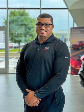 Staff member Marcello Minor from ID_f1bf2d65bb76