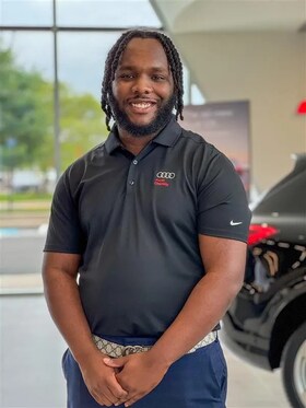 Staff member Randor Skinner from ID_f1bf2d65bb76