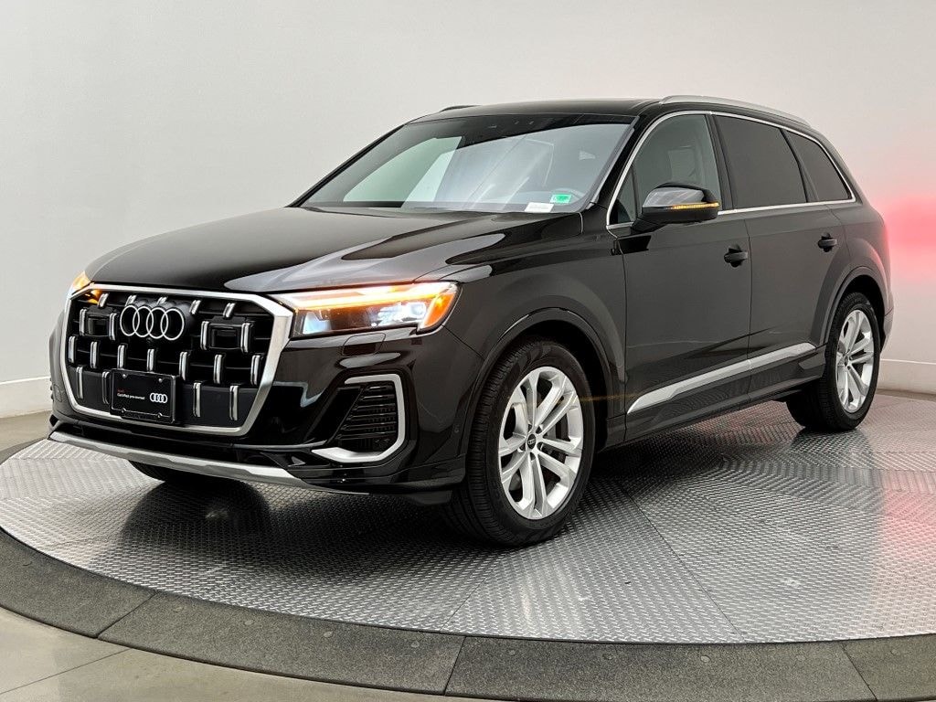 Certified 2025 Audi Q7 55 Premium SUV