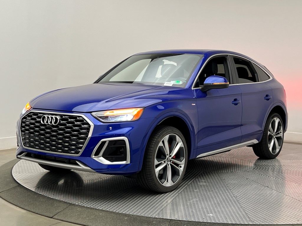 2021 Audi Q5 Sportback 45 Premium Plus photo 2