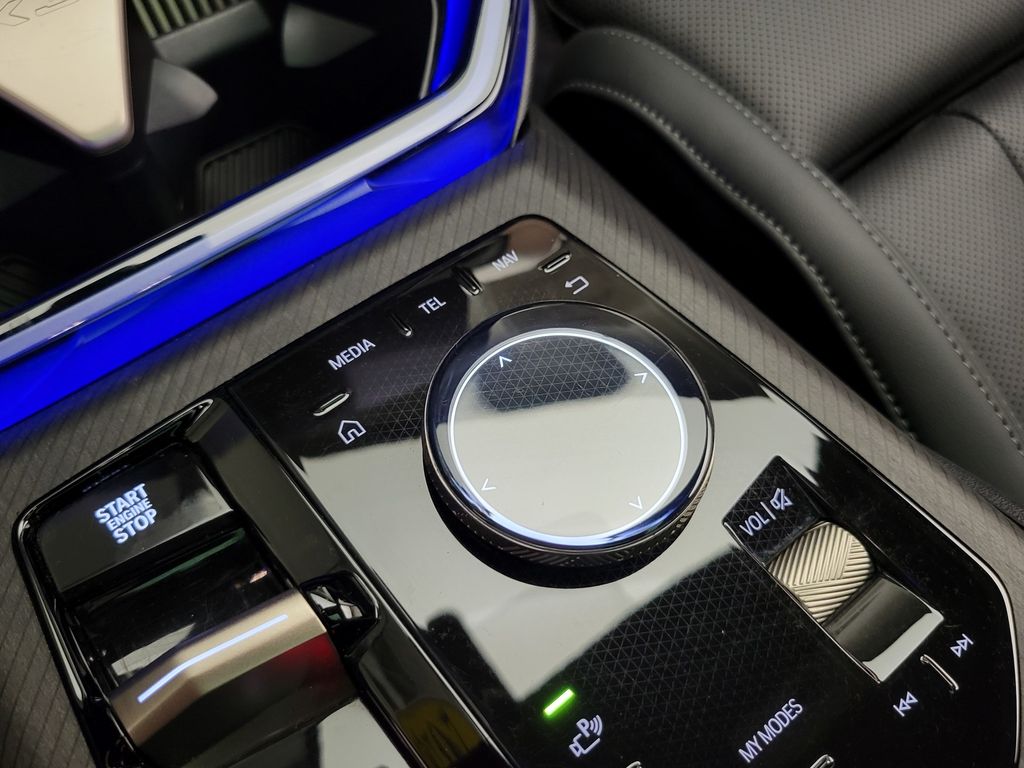 2025 BMW X3 30 - Photo 48