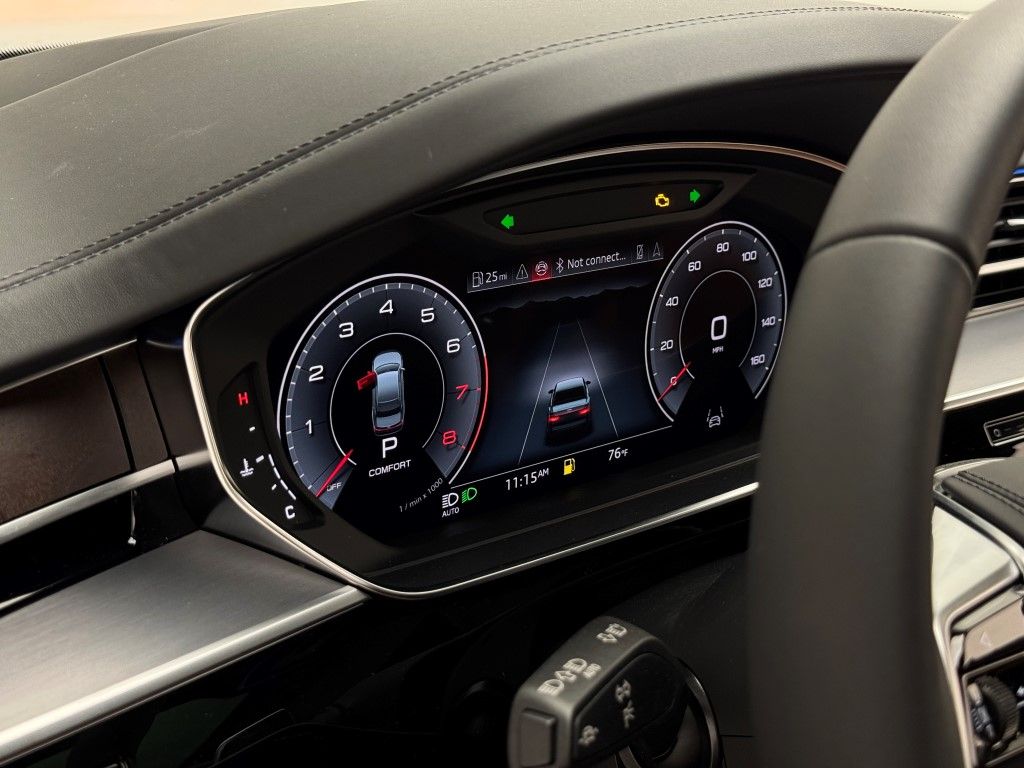 2025 Audi A8 Base - Photo 41