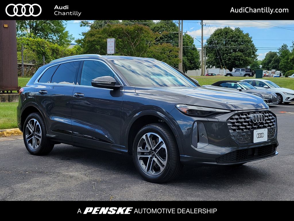 2025 Audi Q5 40 Premium's photo