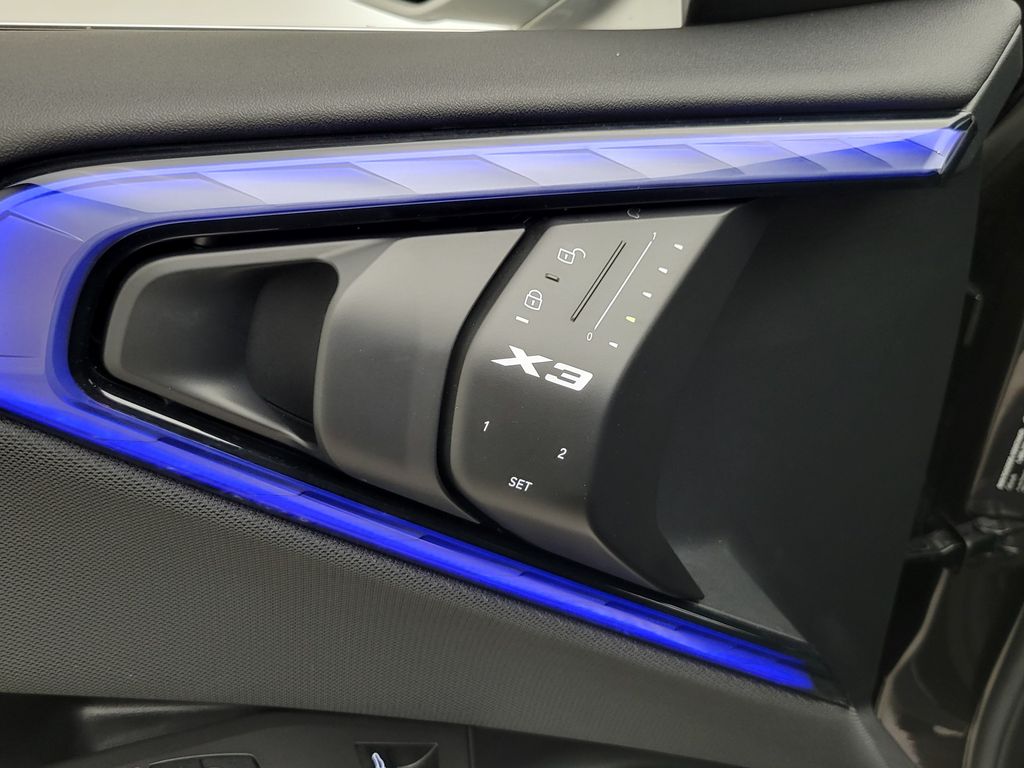 2025 BMW X3 30 - Photo 29