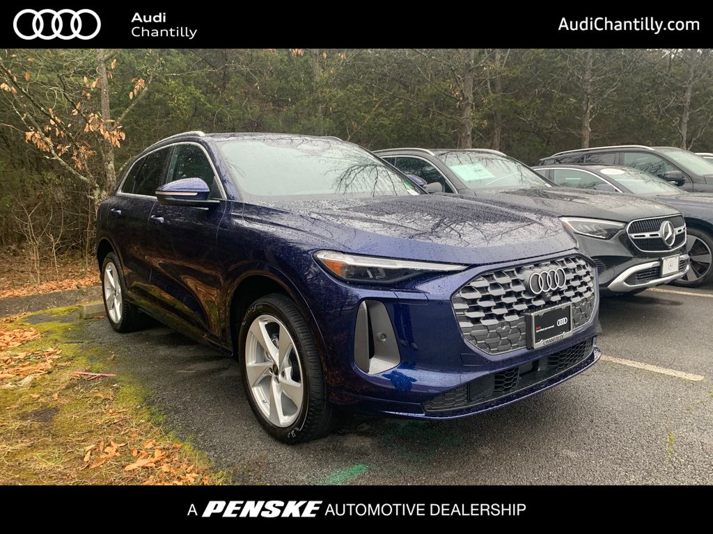 2025 Audi New Q5 Premium Plus's photo