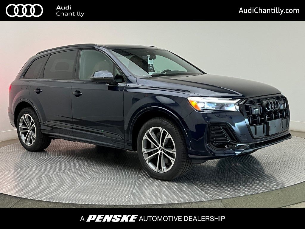 2026 Audi Q7 Premium's photo