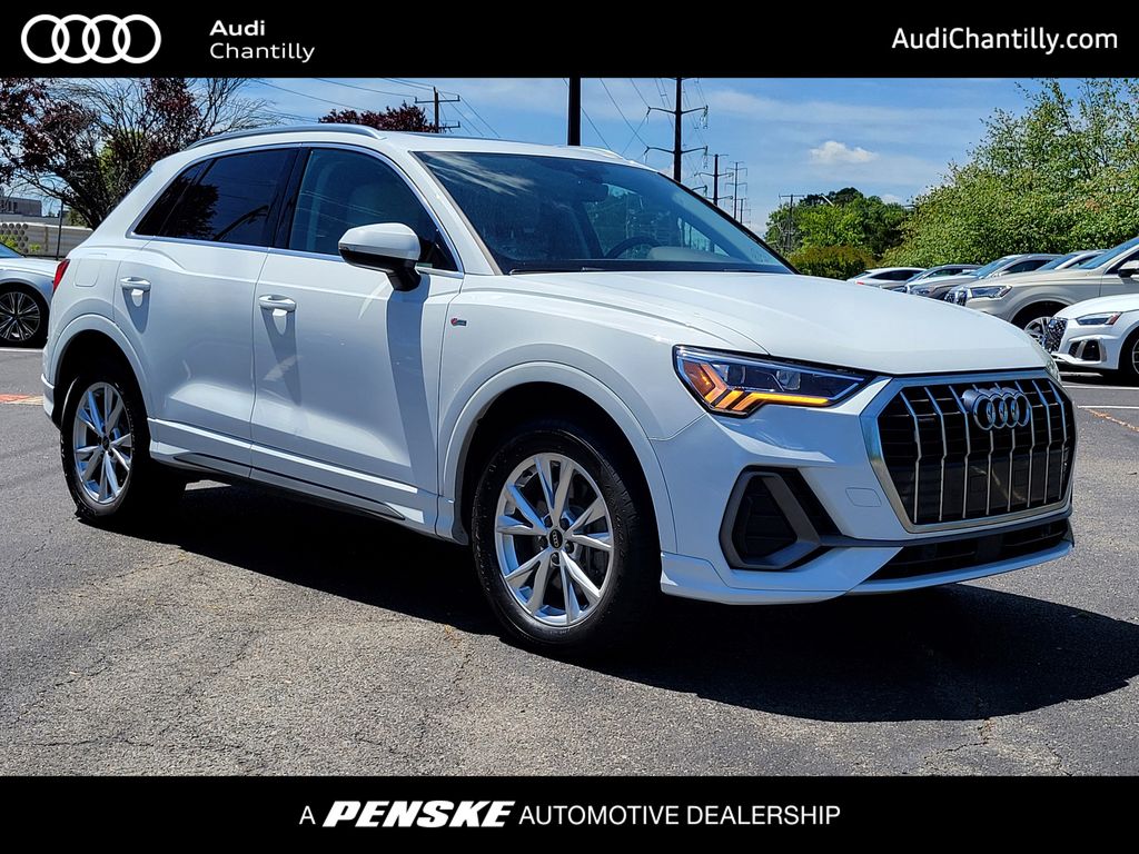 2024 Audi Q3 45 TFSI S Line Premium quattro's photo