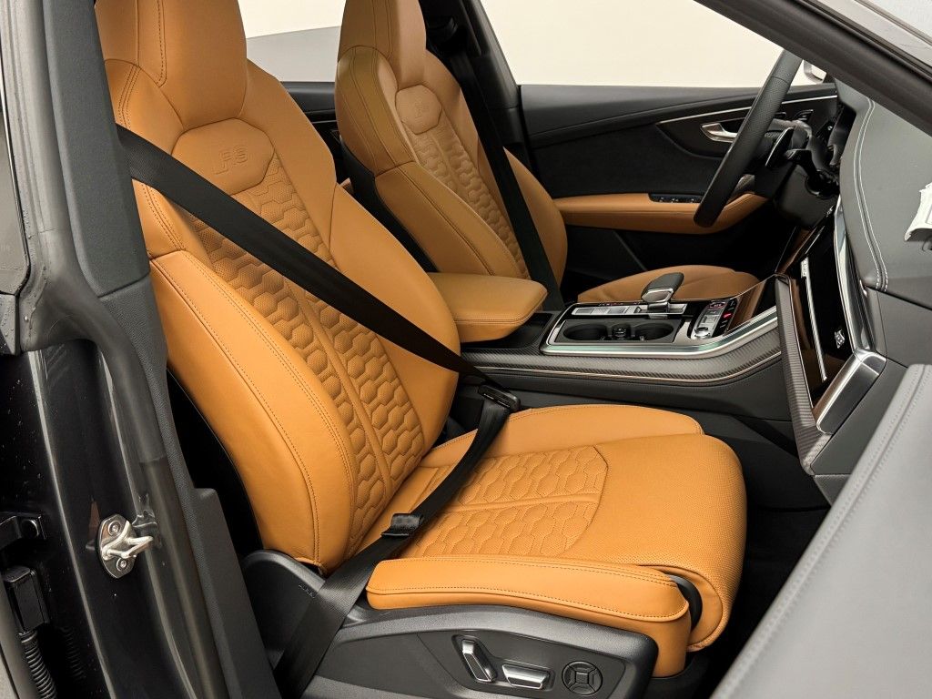 2025 Audi RS Q8 Base - Photo 22