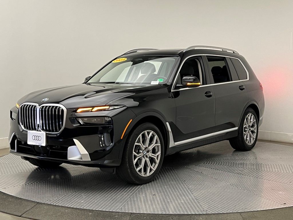 2023 Bmw X7 xDrive40i photo 2