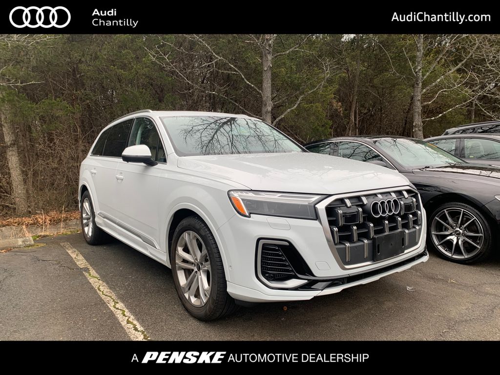 2025 Audi Q7 55 Premium Plus's photo