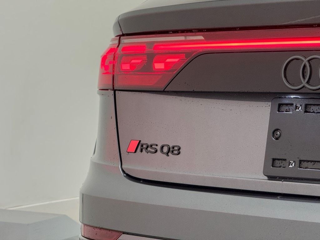 2025 Audi RS Q8 Base - Photo 15