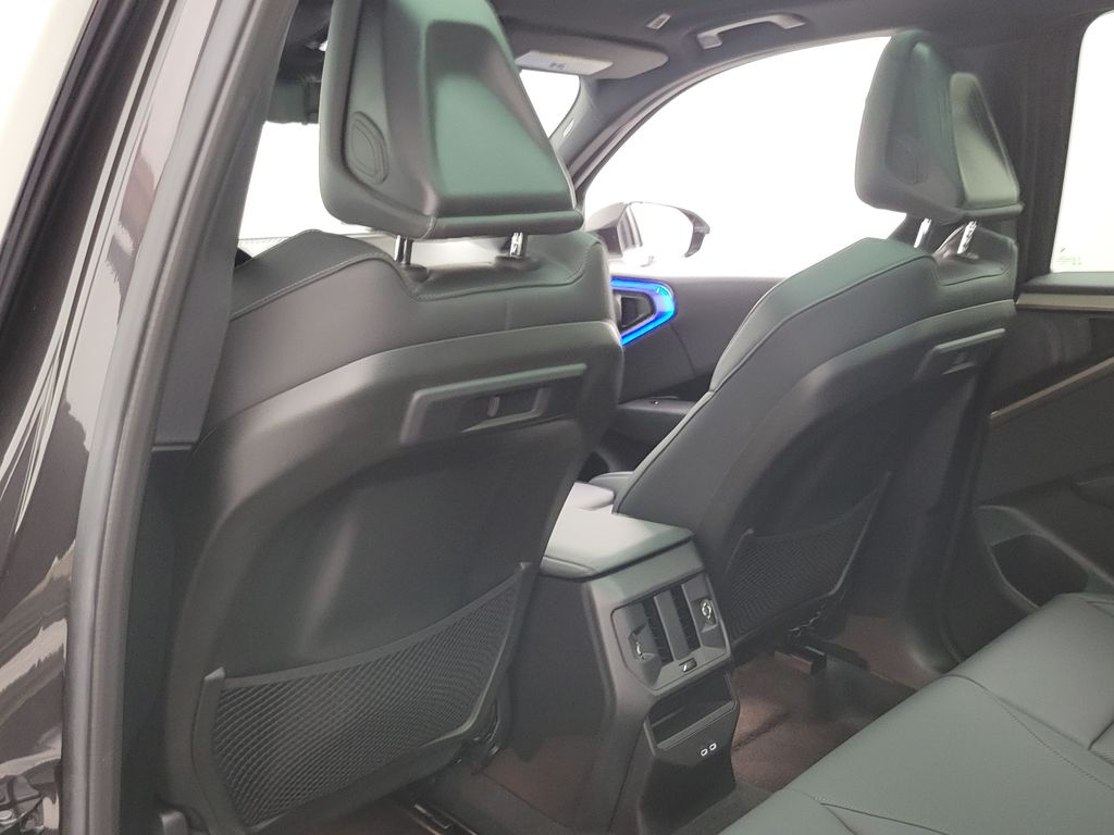 2025 BMW X3 30 - Photo 24