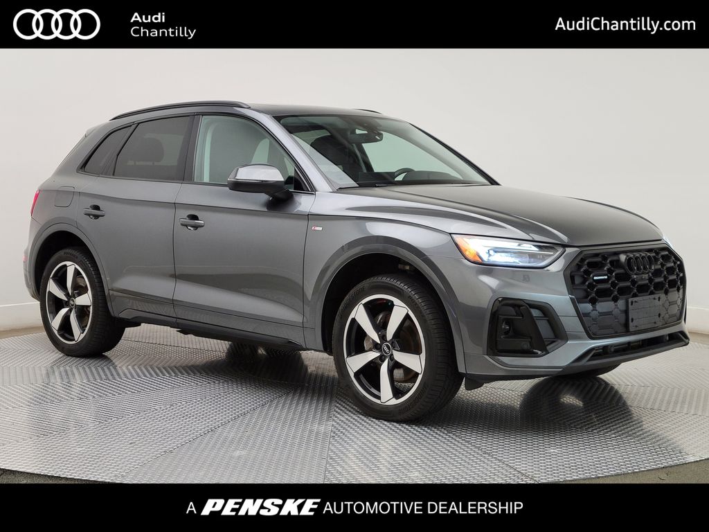 2022 Audi Q5 45 Premium Plus's photo