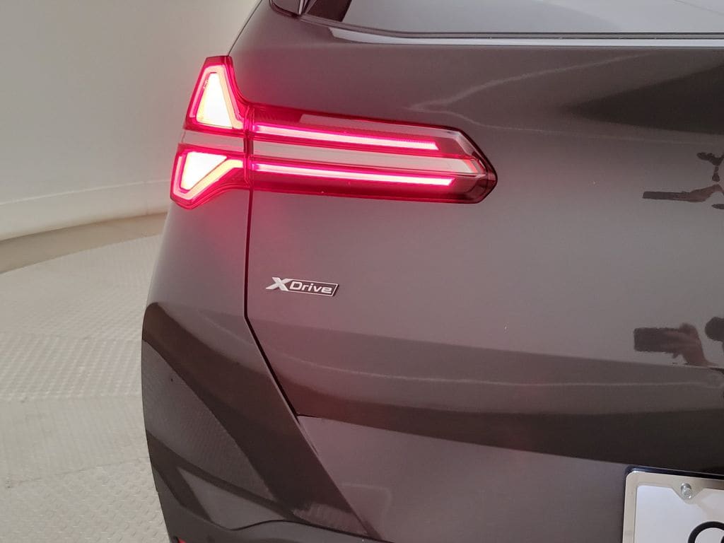 2025 BMW X3 30 - Photo 9