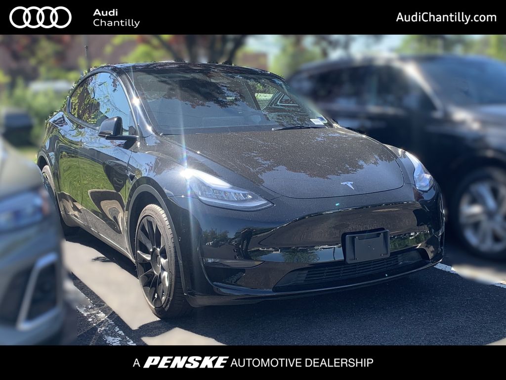 2022 Tesla Model Y Long Range Dual Motor All-Wheel Drive's photo
