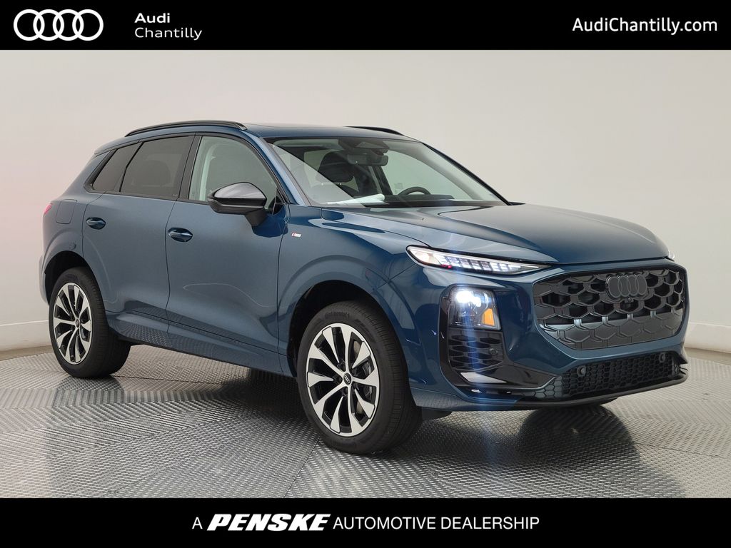 2026 Audi Q3 S line quattro's photo