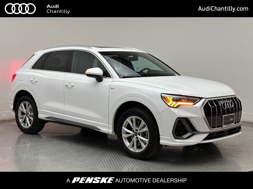 2025 Audi Q3 45 TFSI S Line Premium quattro's photo