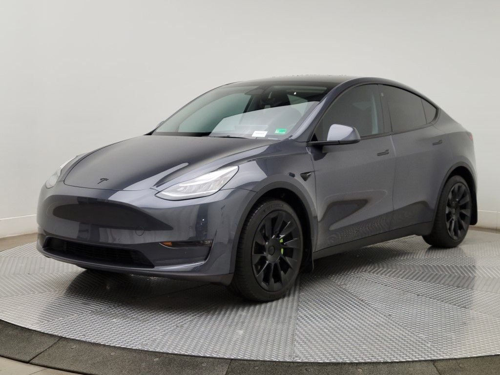Used 2022 Tesla Model Y Long Range with VIN 7SAYGDEE8NA019608 for sale in Northfield, Minnesota
