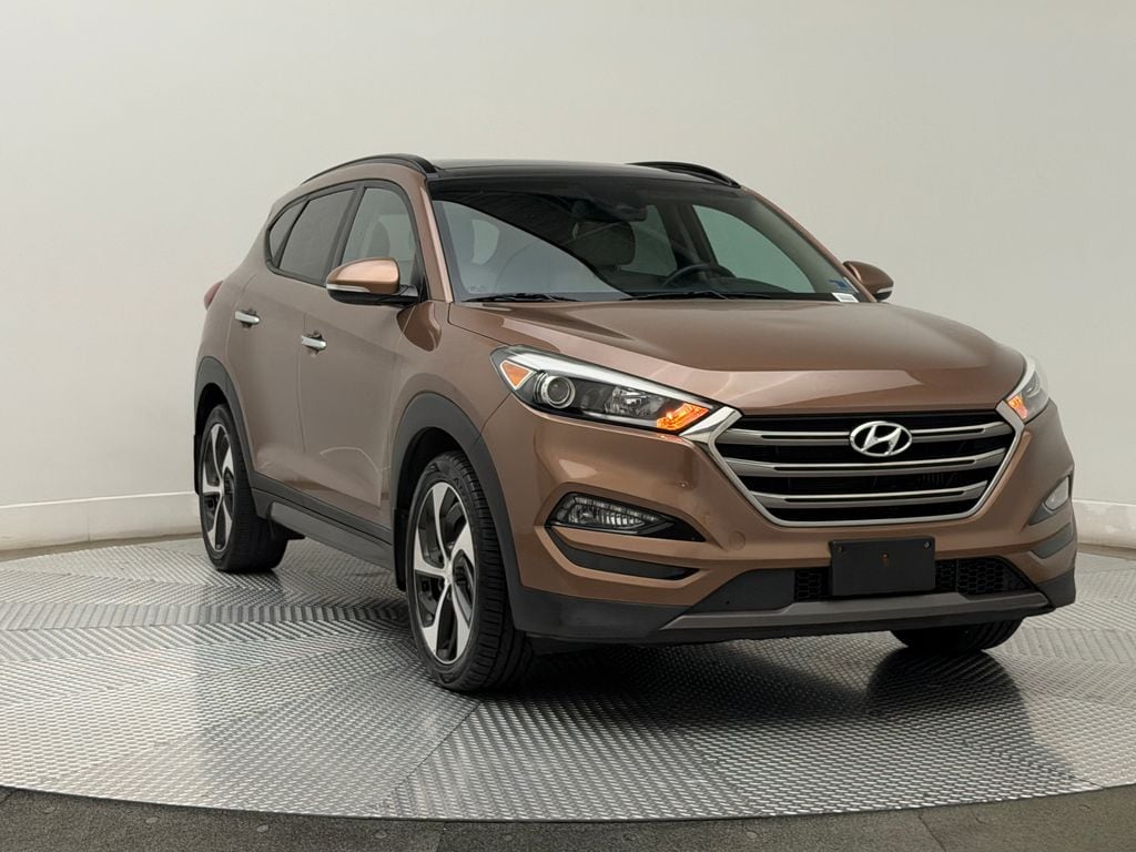 Used 2016 Hyundai Tucson Limited with VIN KM8J3CA23GU082379 for sale in Chantilly, VA