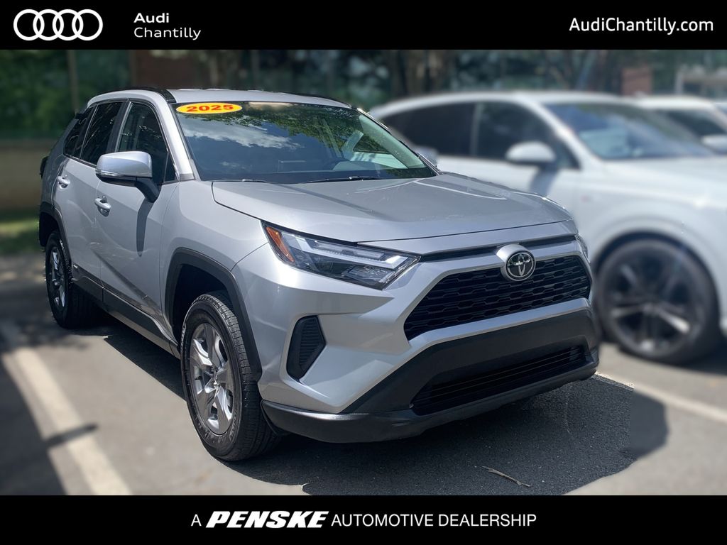 2025 Toyota RAV4 Hybrid XLE AWD's photo