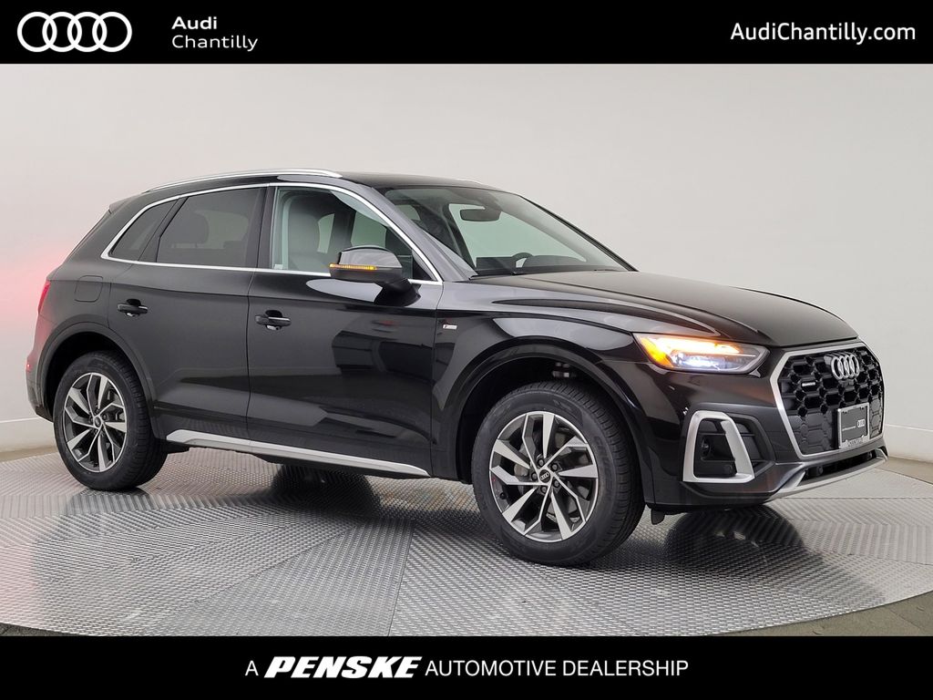2023 Audi Q5 45 Premium Plus's photo