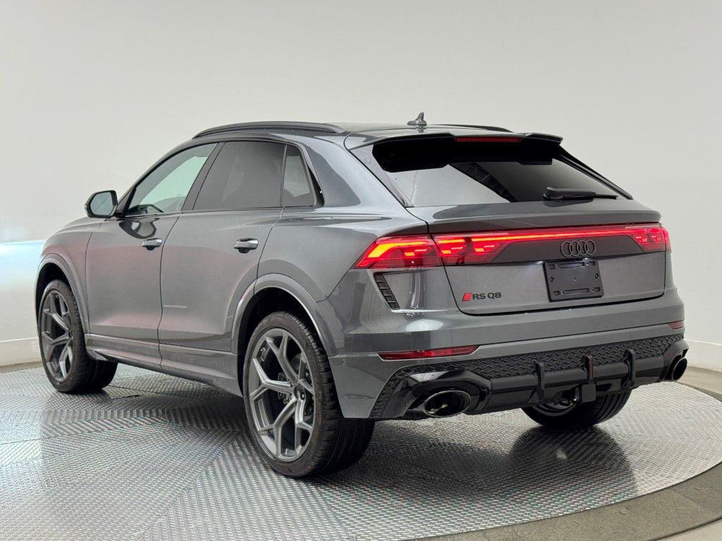 2025 Audi RS Q8 Base - Photo 11