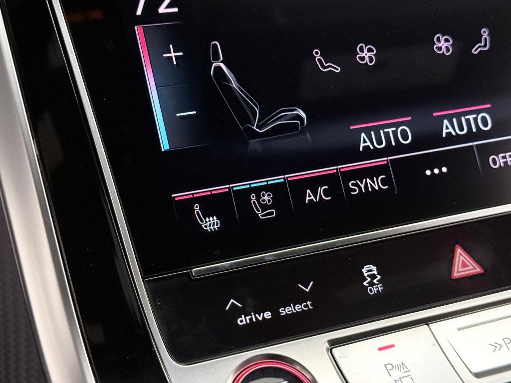 2026 Audi SQ8 Prestige - Photo 38