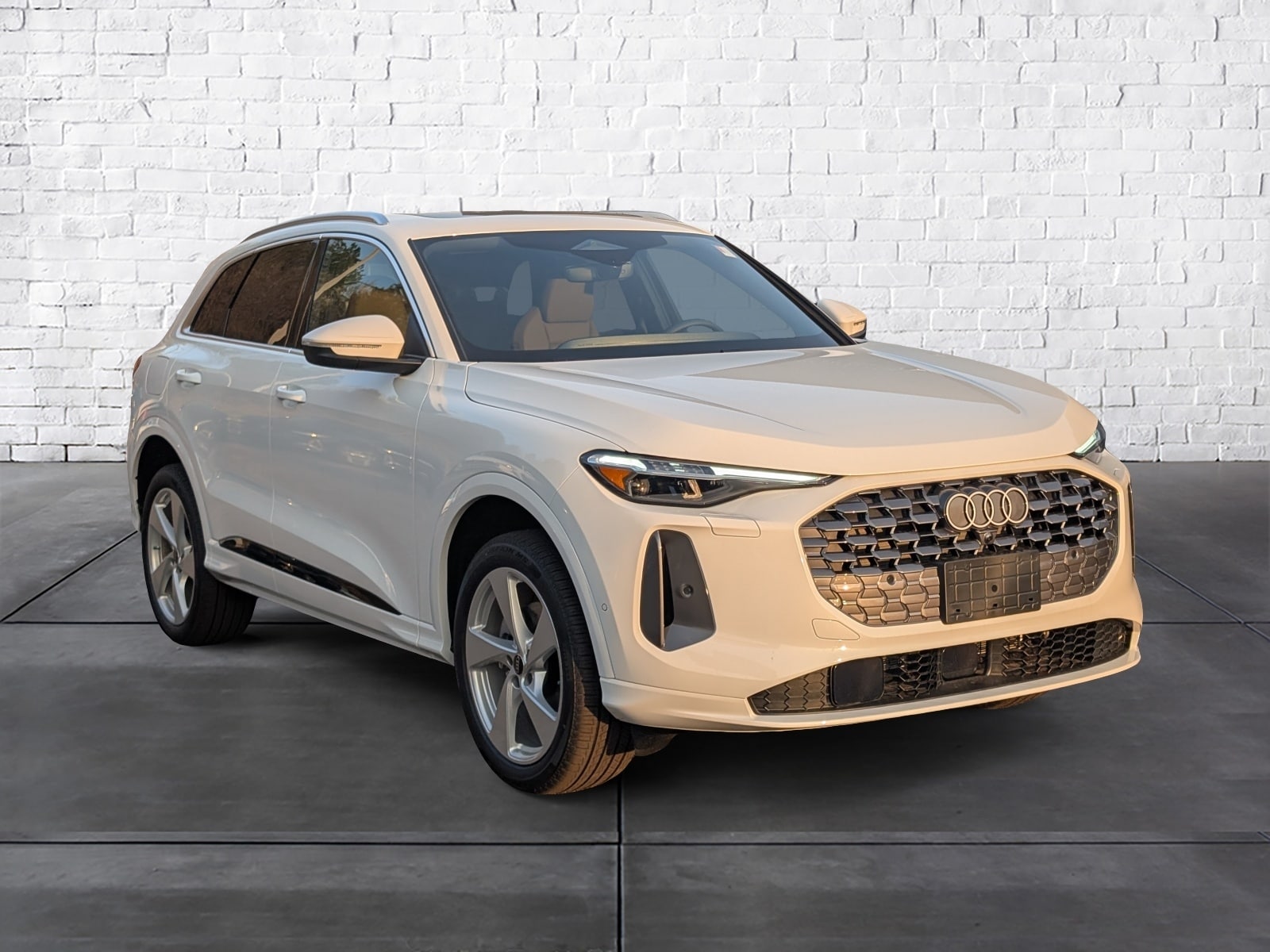 2025 Audi Q5 quattro Premium Plus 40 TFSI