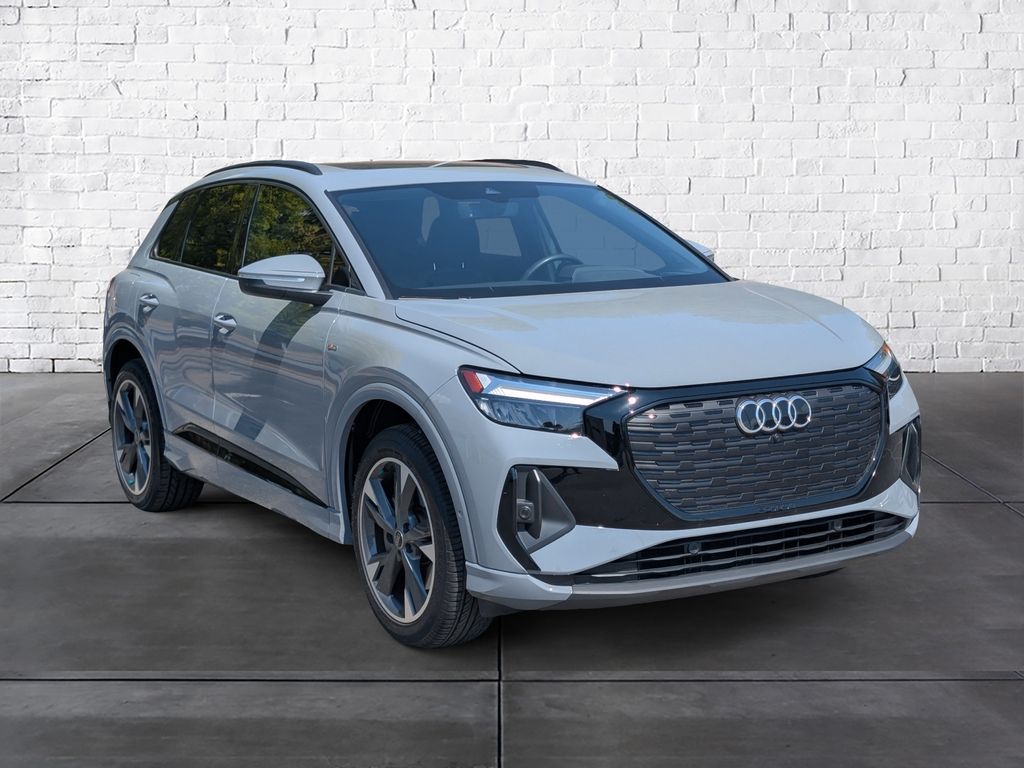 2024 Audi Q4 e-tron quattro Premium Plus 50