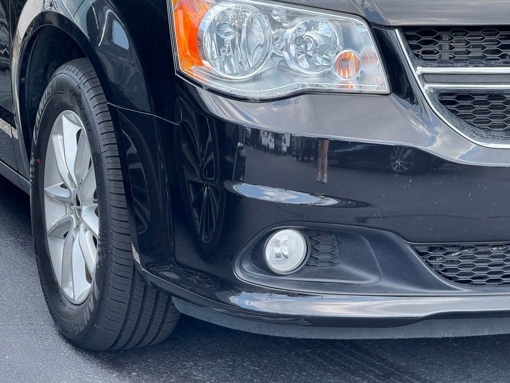 Used 2018 Dodge Grand Caravan SXT Van Passenger Van