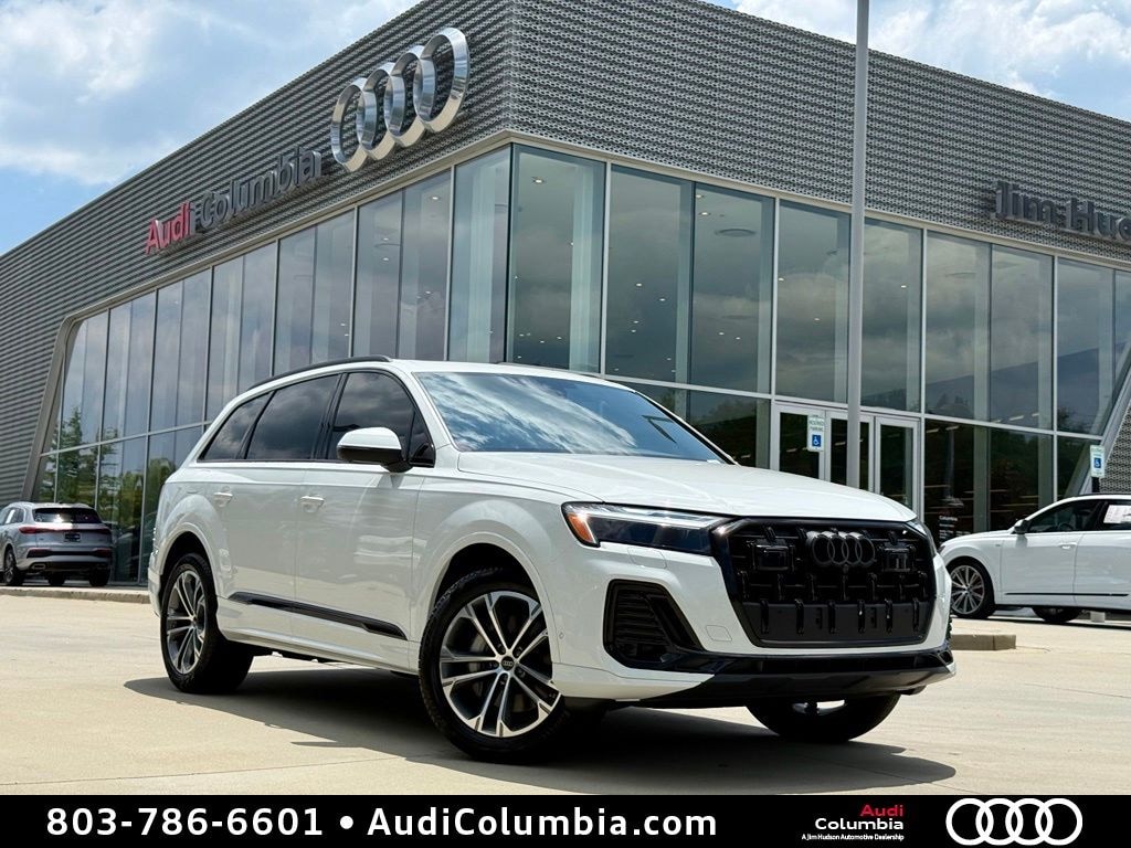 New 2026 Audi Q7 45 Premium SUV