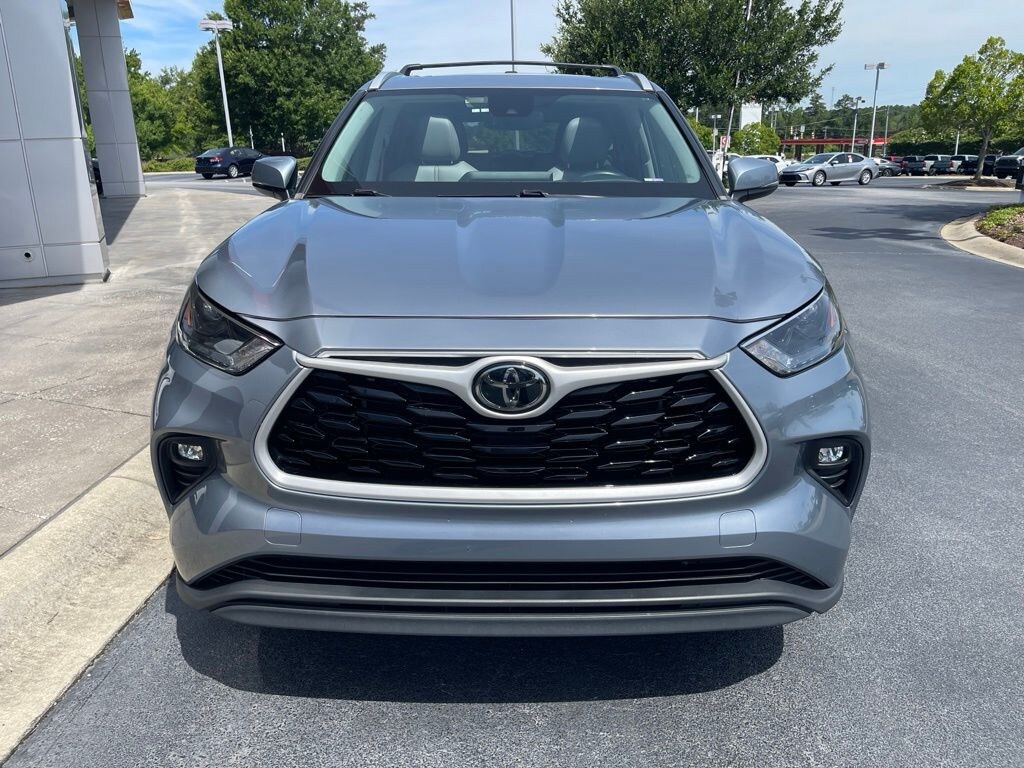 Used 2023 Toyota Highlander XLE SUV