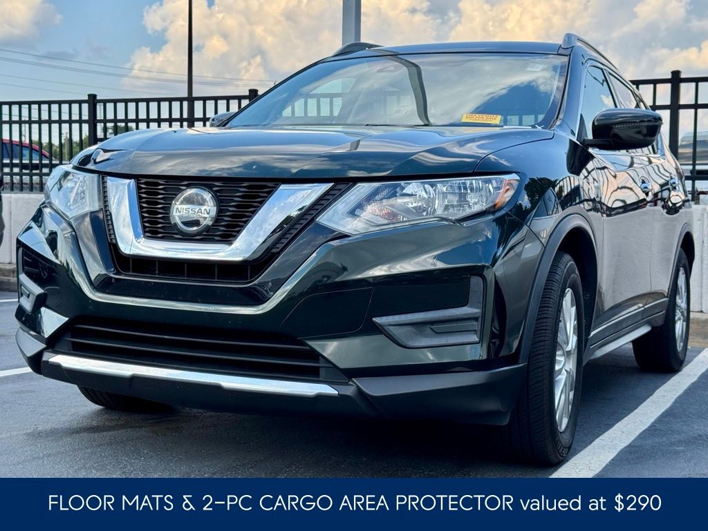 2020 Nissan Rogue SV photo 3