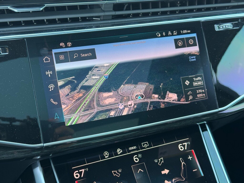 2025 Audi Q7 45 Premium photo 4