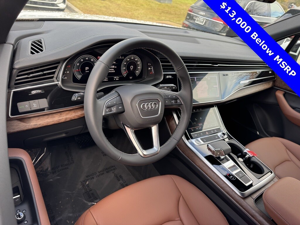 Certified 2025 Audi Q7 45 Premium SUV