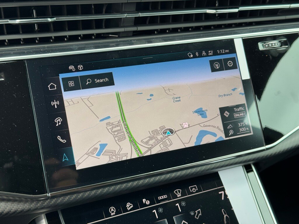 2025 Audi RS Q8 photo 4