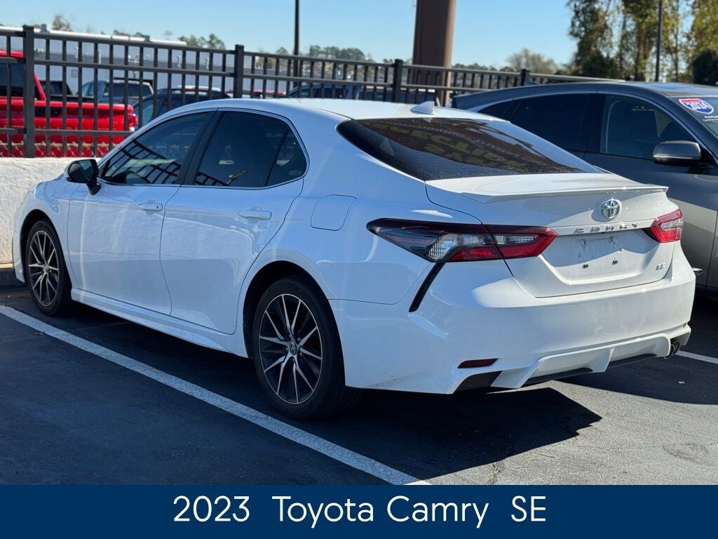 Used 2023 Toyota Camry SE Sedan