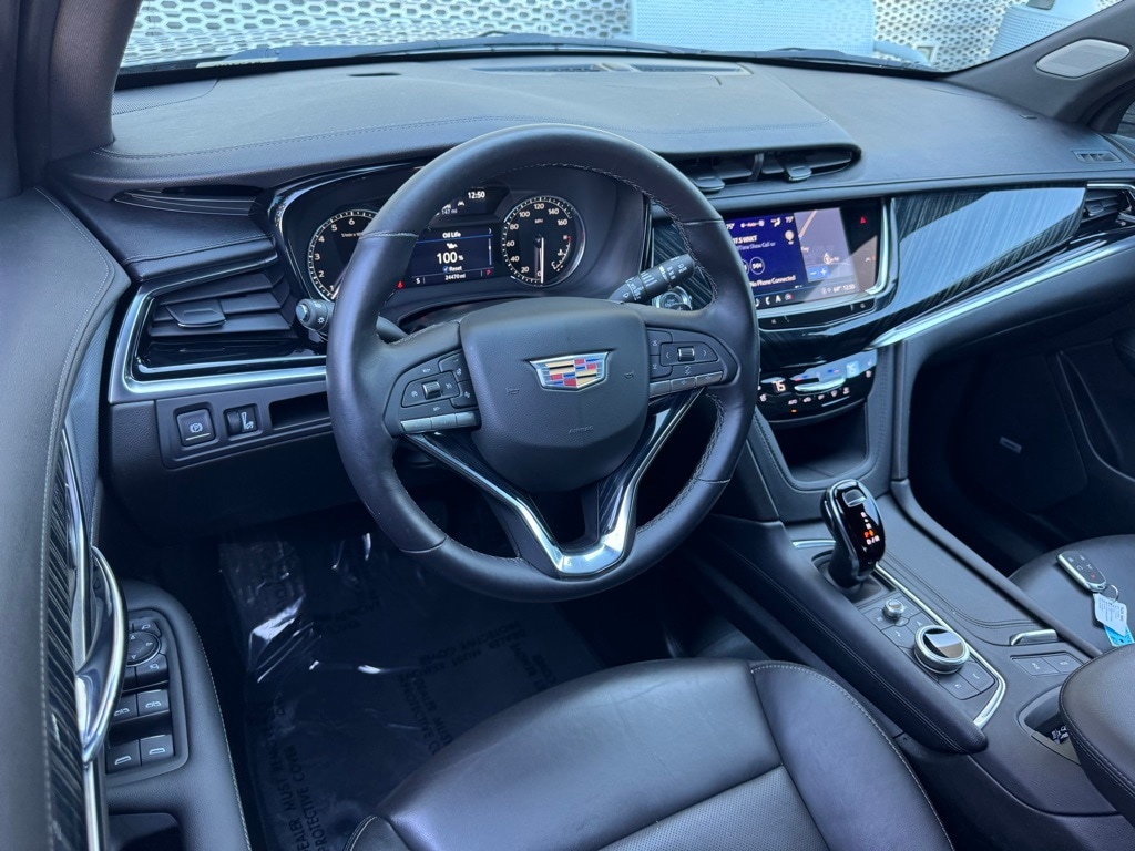 Used 2025 CADILLAC XT6 Premium Luxury SUV
