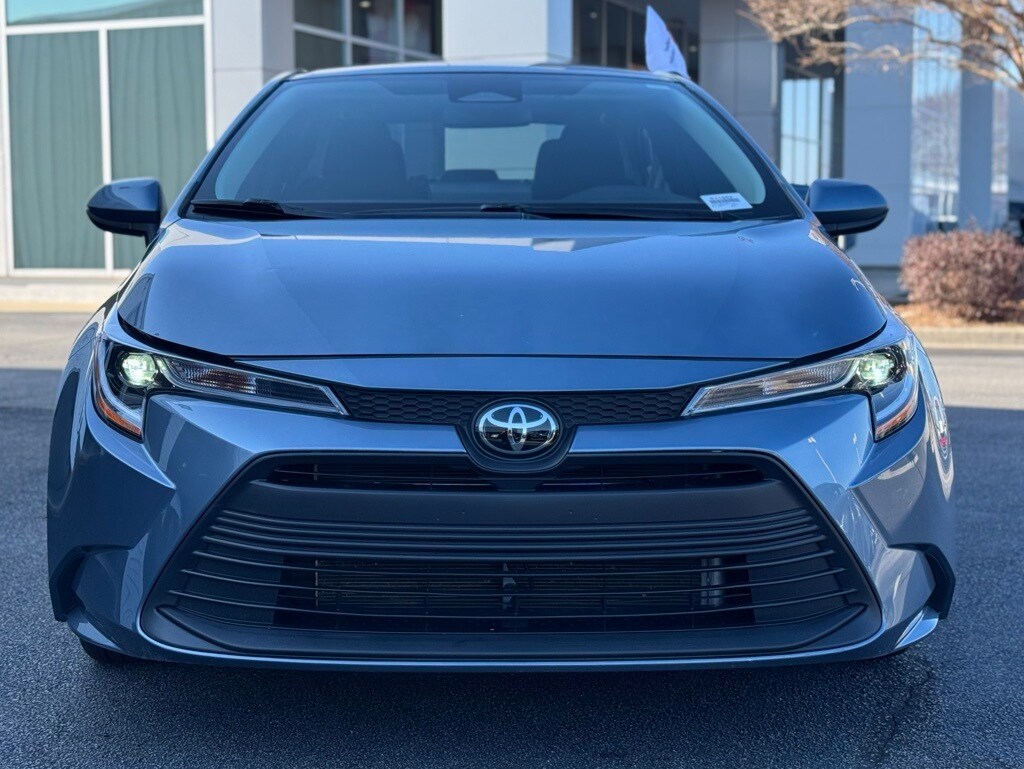 Certified 2025 Toyota Corolla LE Sedan