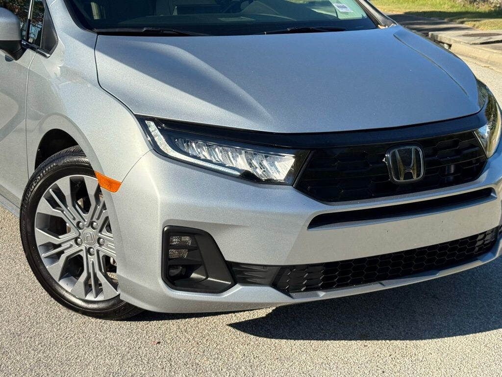 Used 2025 Honda Odyssey Touring Van