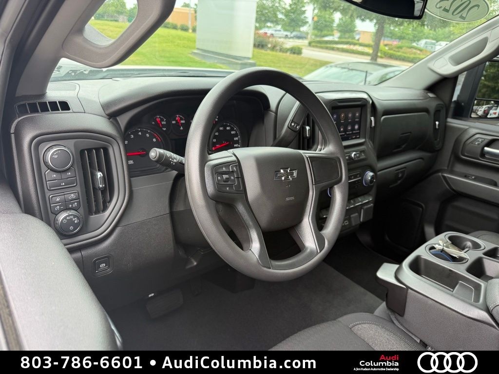 Used 2025 Chevrolet Silverado 2500 HD Custom Truck Crew Cab