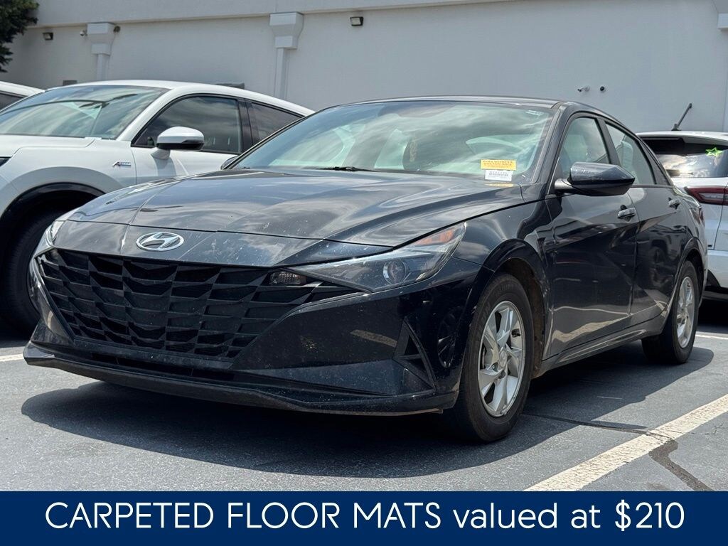 Used 2023 Hyundai Elantra SE Sedan