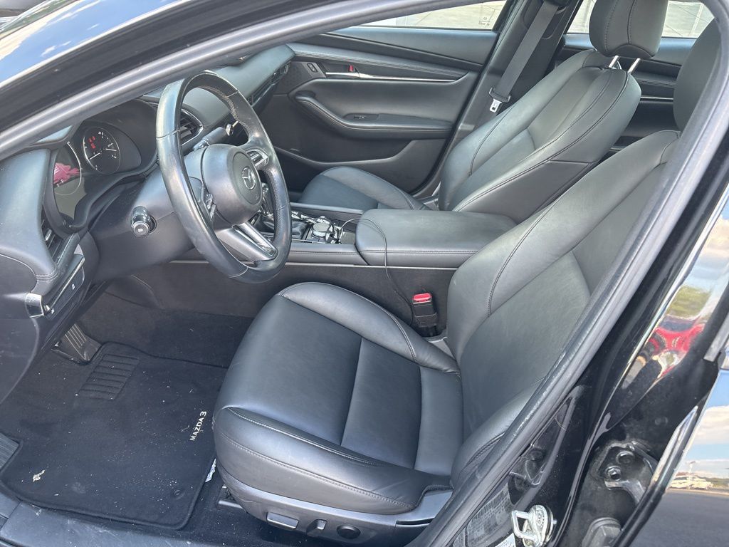 2021 Mazda Mazda3 Preferred photo 4