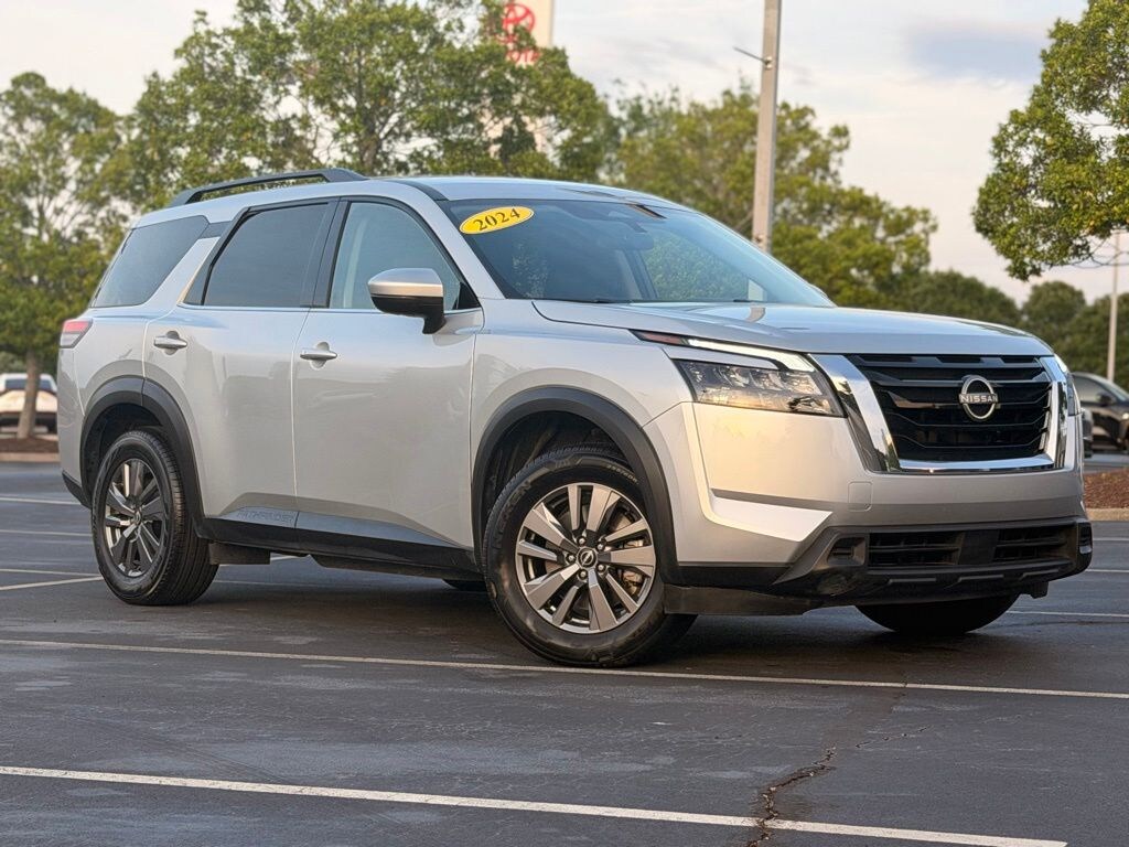 Used 2024 Nissan Pathfinder SV SUV