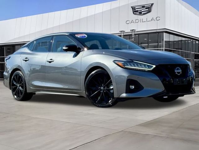 2023 Nissan Maxima SR photo 2