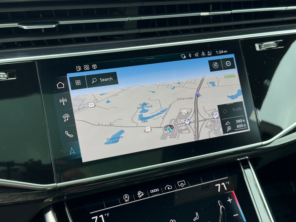 2024 Audi Q8 55 Premium photo 4